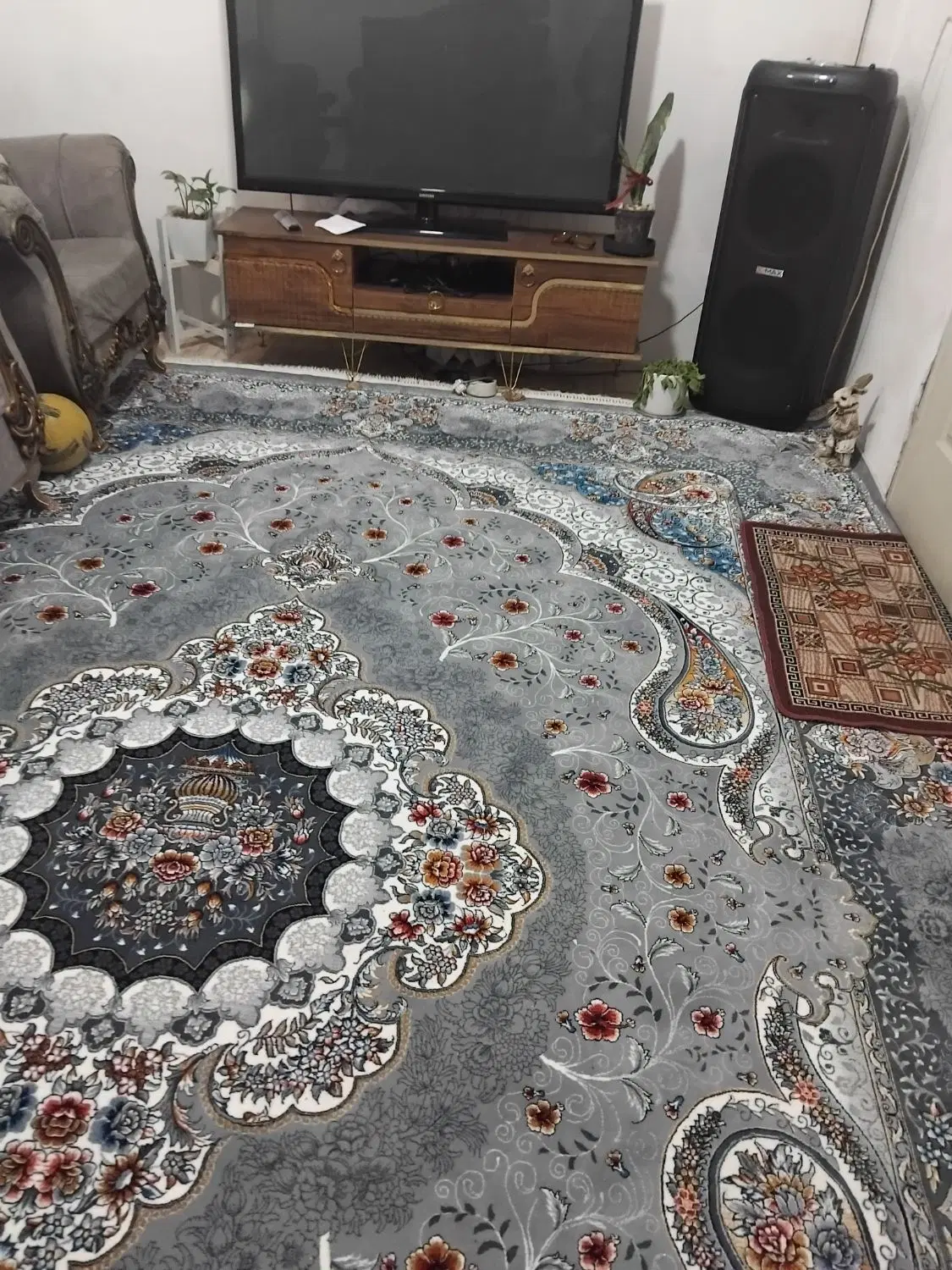منزل ب زوار اجاره داده میشود شبی ۱۵۰۰ساعتی ۲۰۰