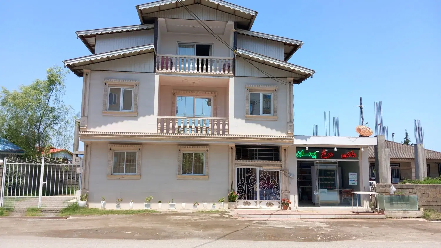 ویلا گیسوم نزدیک ساحل