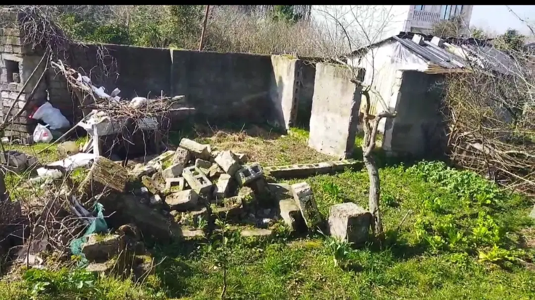 111_5متر زمین .سند تک برگ
