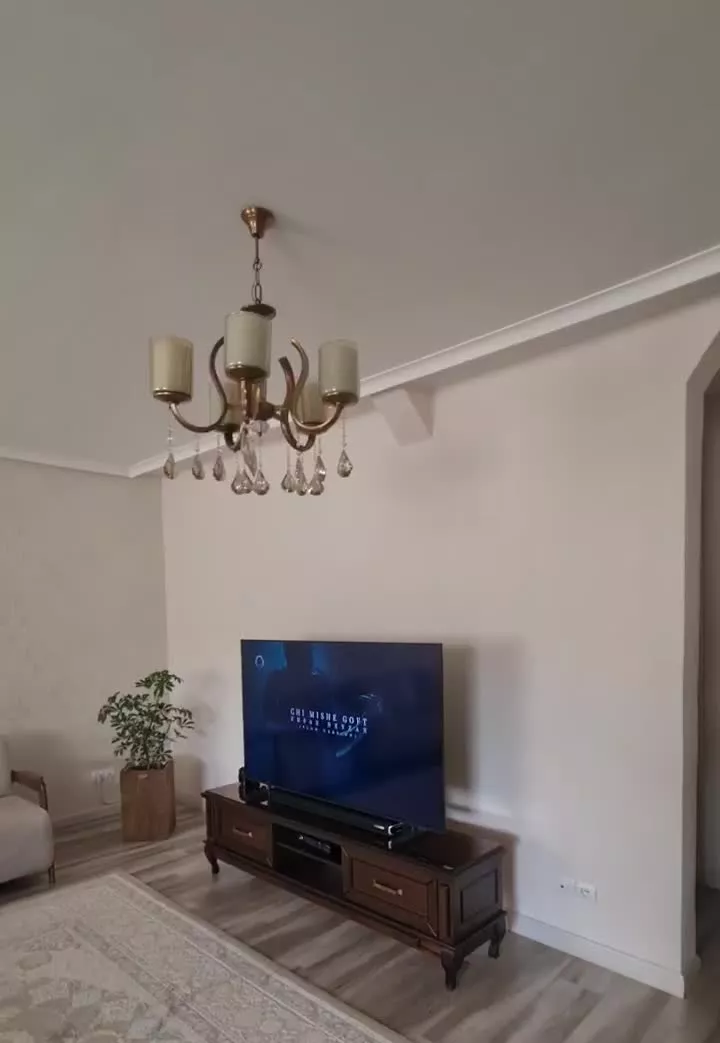آپارتمان ۱۰۸.۵ متری ، تک‌واحدی ،  بهارستان