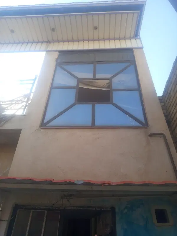 فروش یک دست ساختمان دوطبقه تمام اسکلت