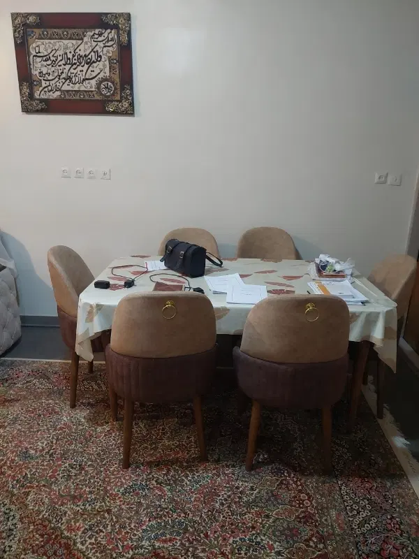 یک باب واحد مسکونی  مسکن مهر بفروش می‌رسد.