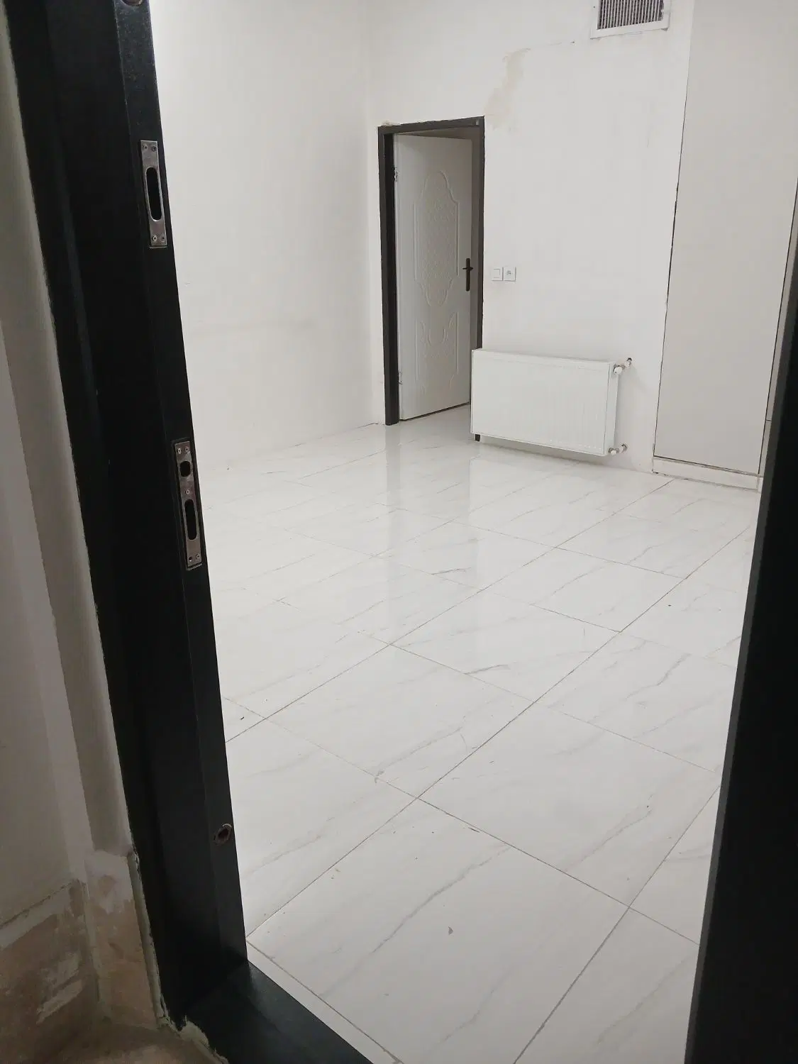 ۶۰ متر دوخوابه+۱۵ متر حیاط داخل واحد مهدیه جنوبی