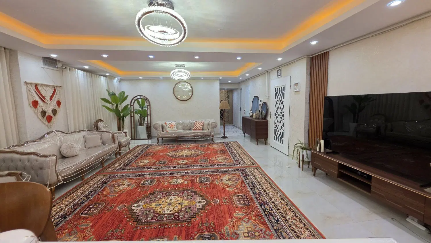 فروش یک واحد۳خوابه استثنایی در مرکز شهر
