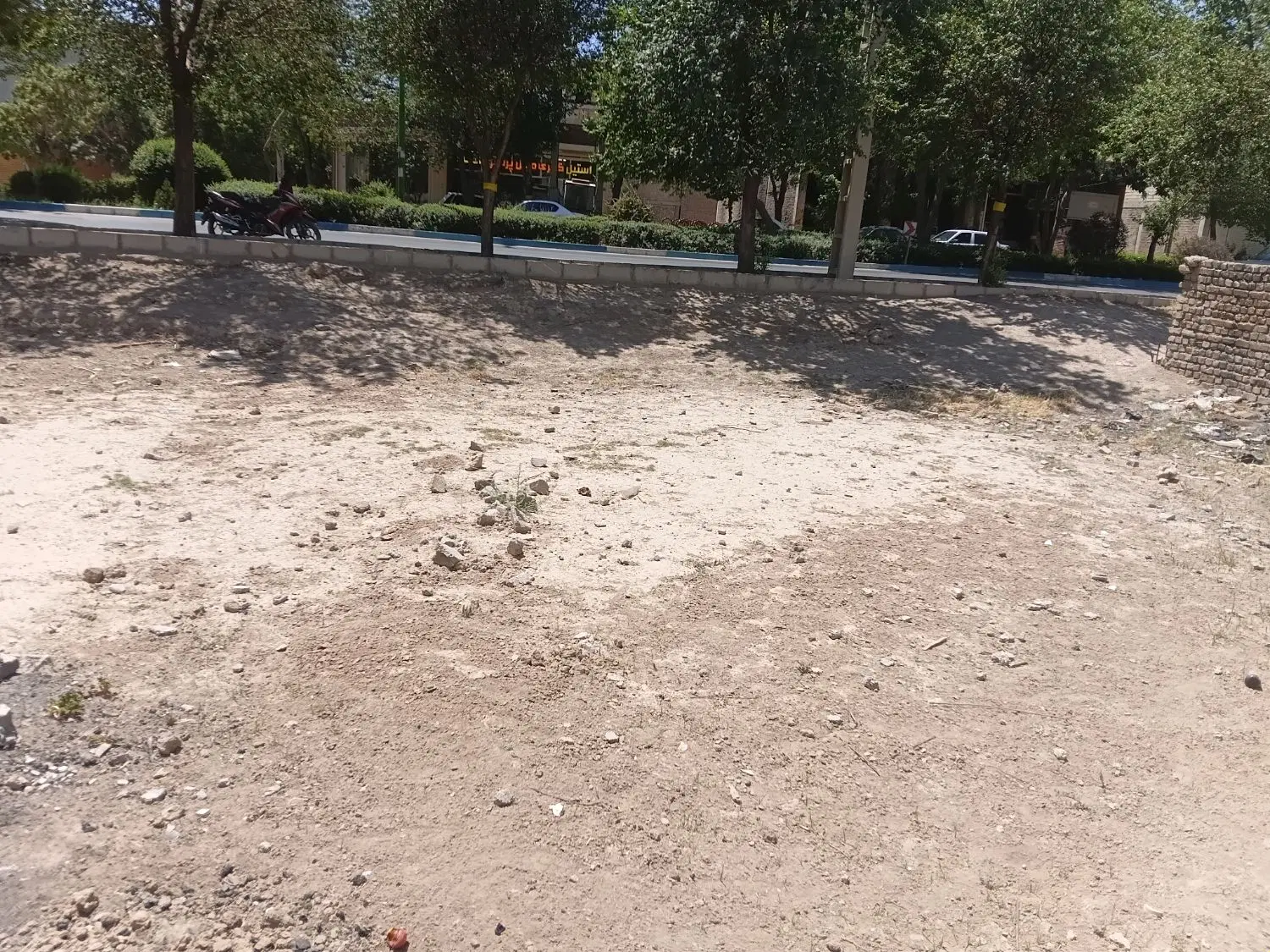 اجاره کارگاه ۱۷۰ متری واقع در خیابان امام رضا