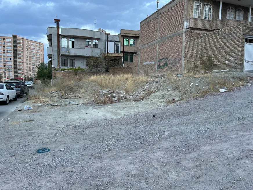 زمین بر ملاصدرا