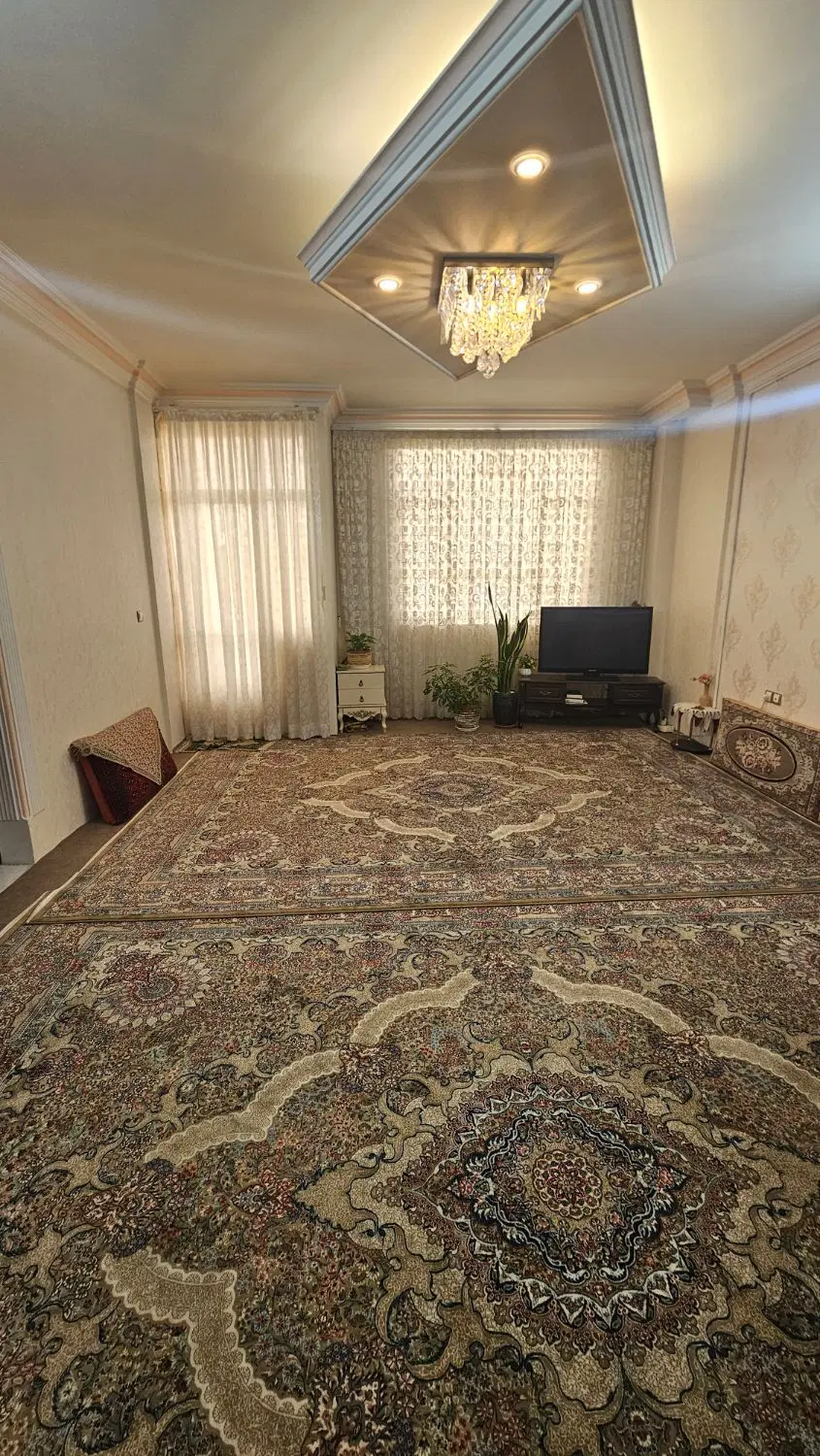 ۸۲ متر طبقه ۳ (بدون واسطه)