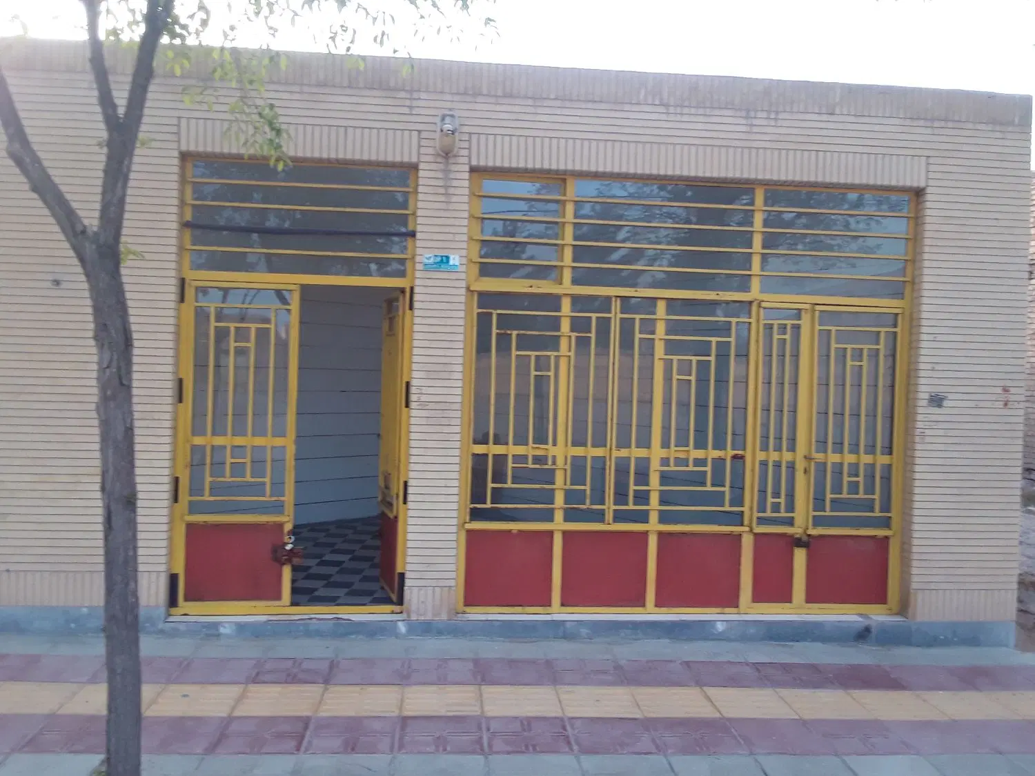 مغازه اجاره داده میشود ورنامخواست خیابان امام