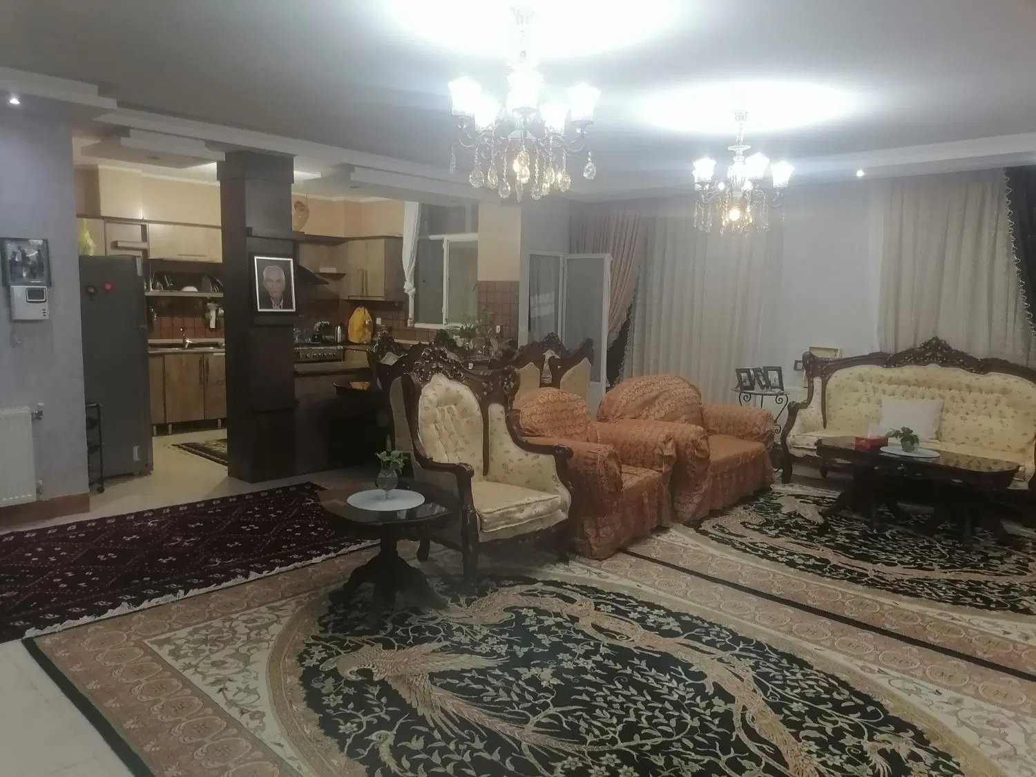 تک واحد آپارتمان گلدیس