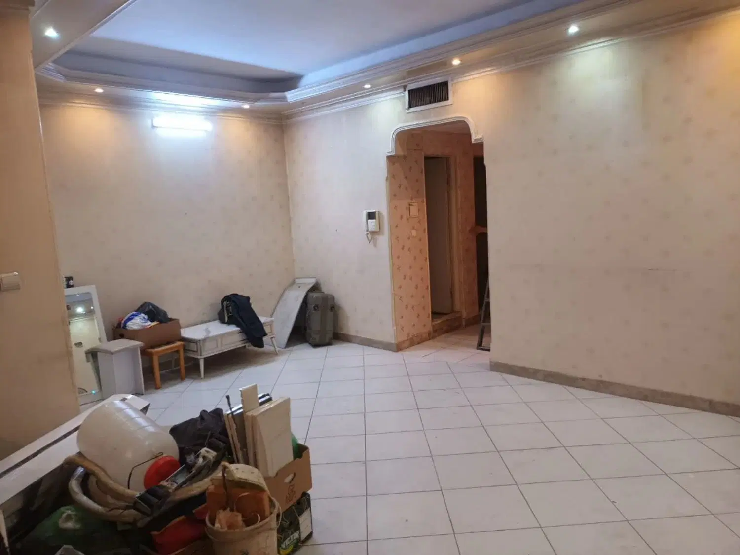 آپارتمان ۶۶ متری در احمدحسینی