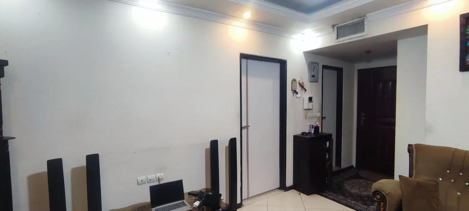 واحدپنجاه متری_اذری