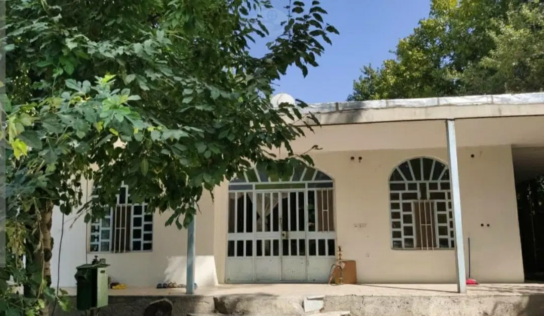 منزلی جهت اجاره در سه راه آستانه