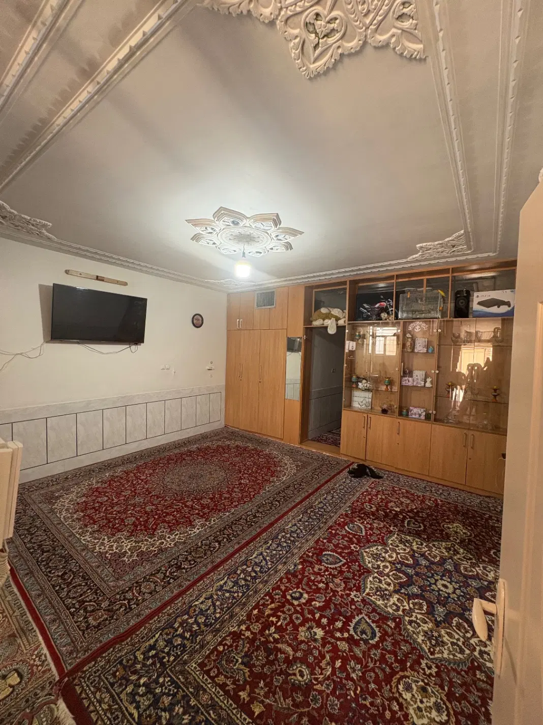 ساختمان دو طبقه