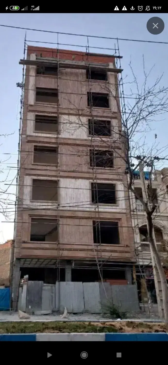 ۴۰ مغازه تجاری