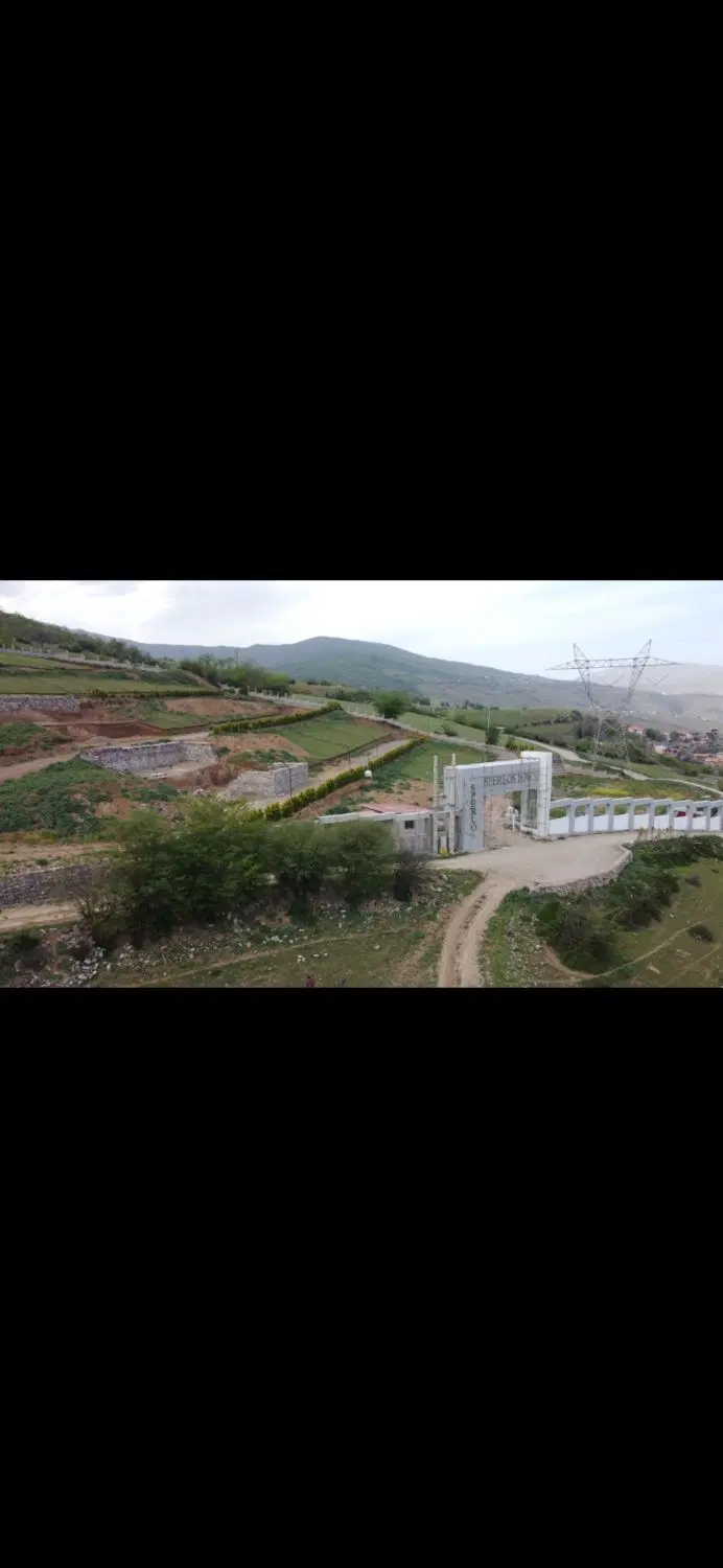 زمین فروشی