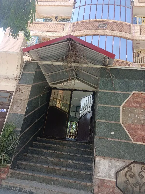 فروش اپارتمان 133مترمفید+40مترپارکینگ شخصی ساز