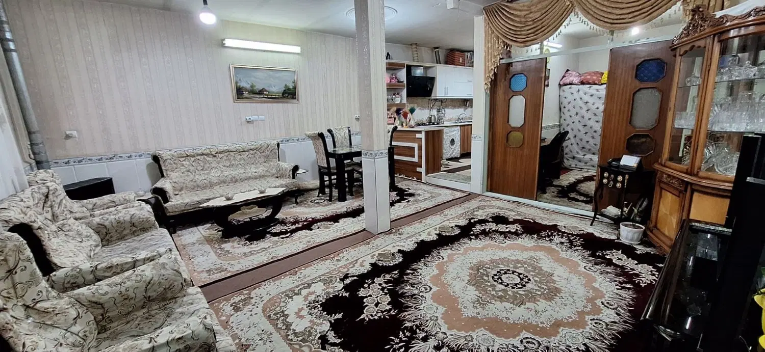 فروش خانه ویلایی شمالی 80 متری حسین آباد اسلامشهر