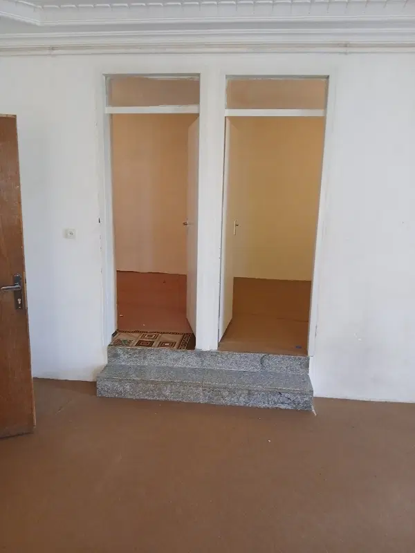 خانه ۱۰۰متری جهت اجاره در سی متری بنی هاشم
