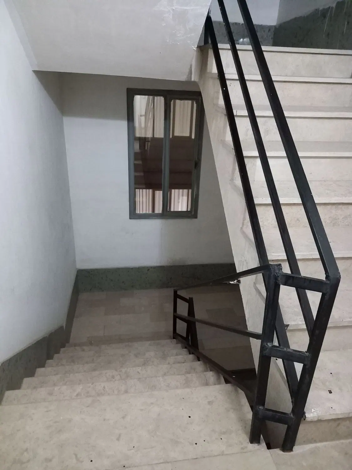 آپارتمان ۷۰ متری شیک و نقلی
