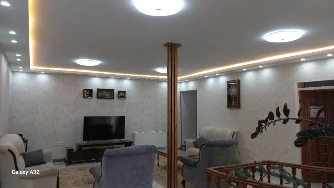 خانه ویلایی انتهای بلوار مصیب مجیدی