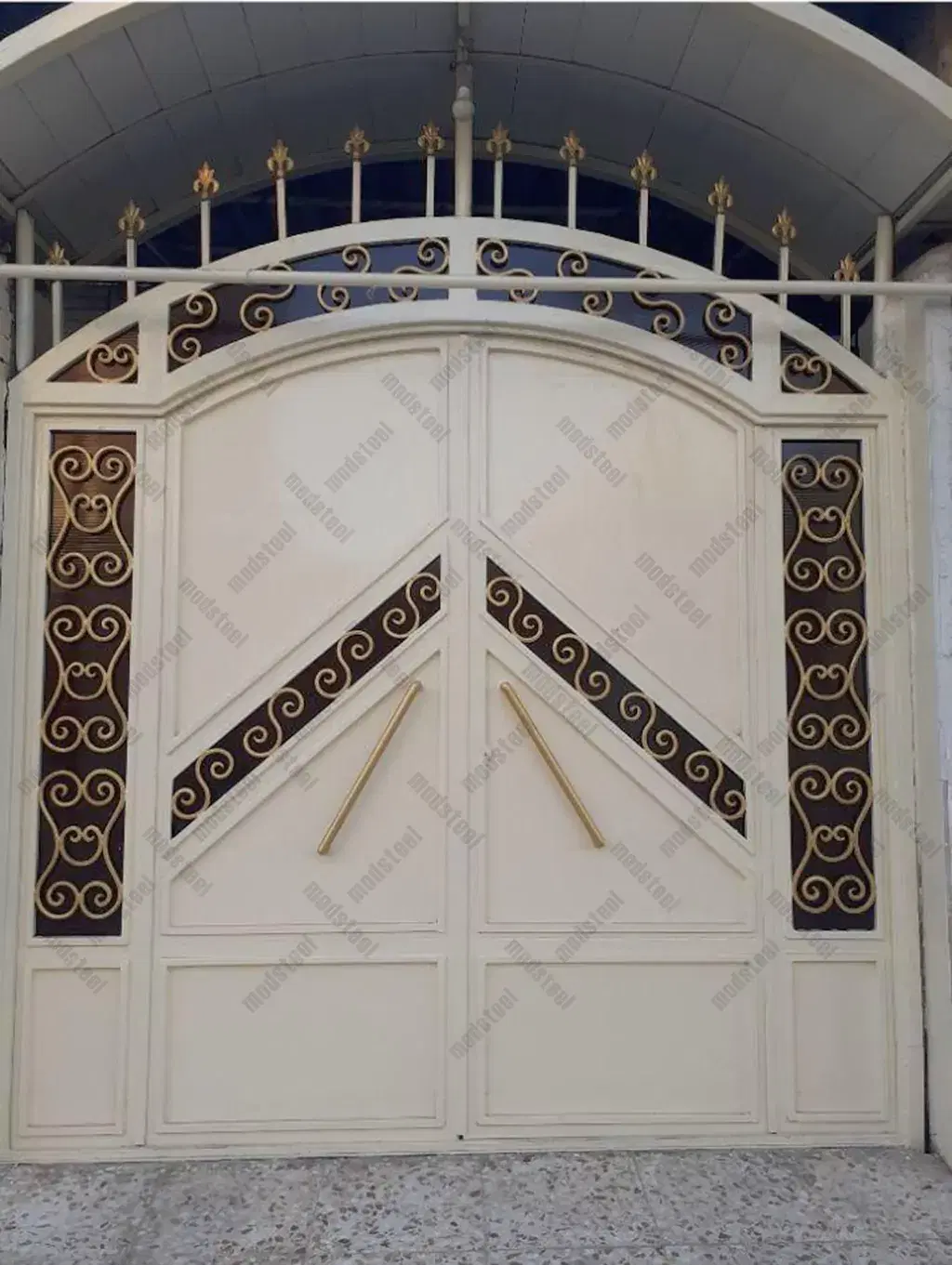 خانه ۲۵۰ متری