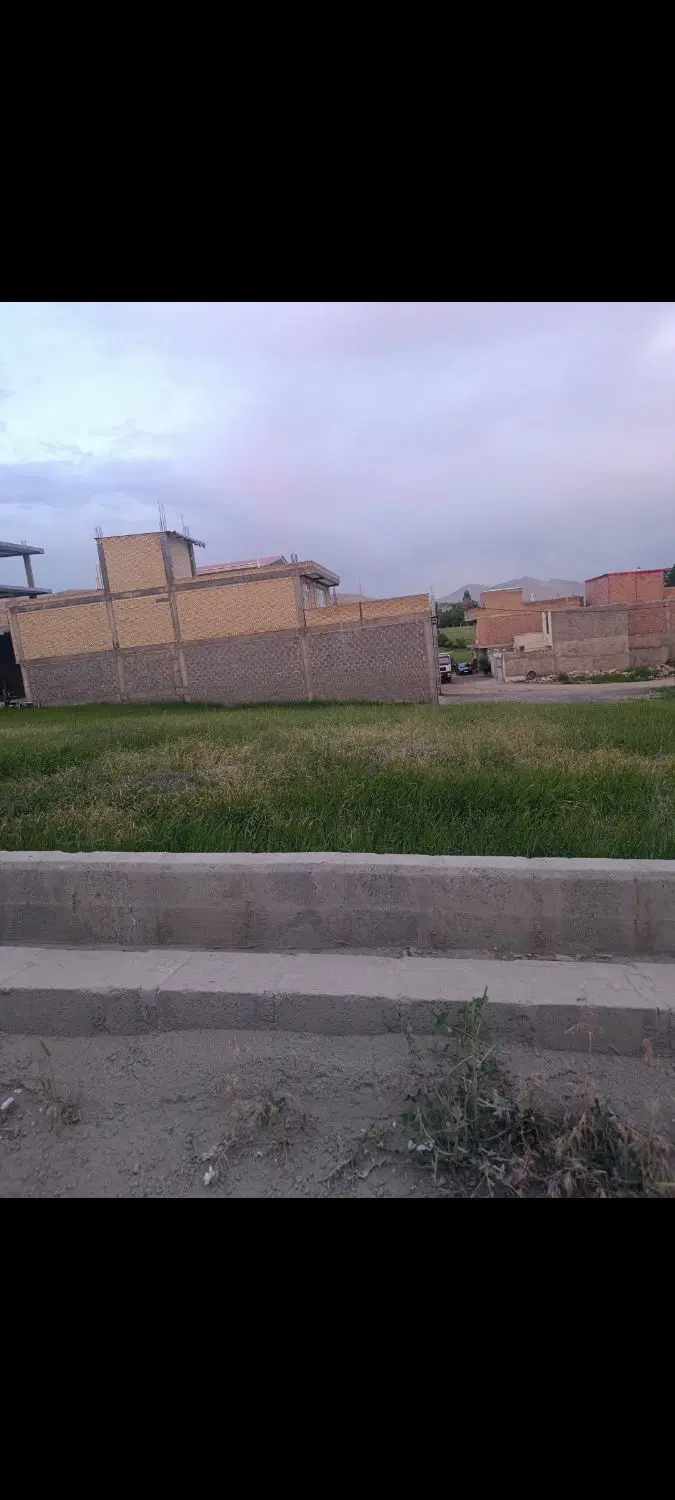 زمین مسکونی