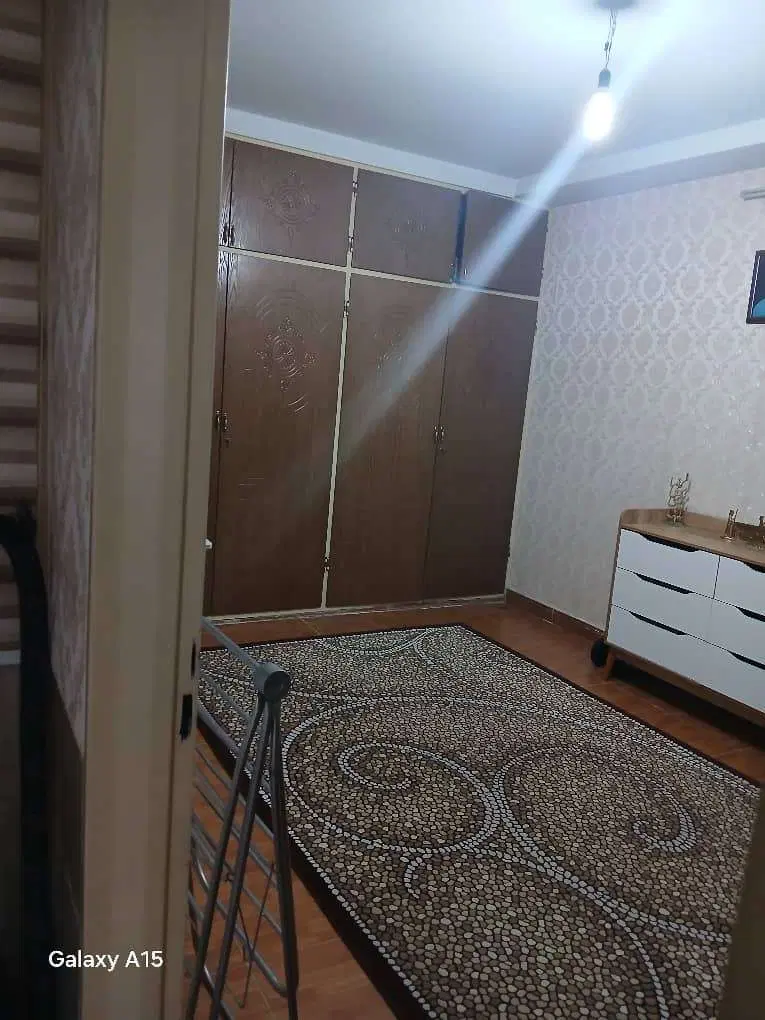 آپارتمان 84 متری_کاشانی_20 متری