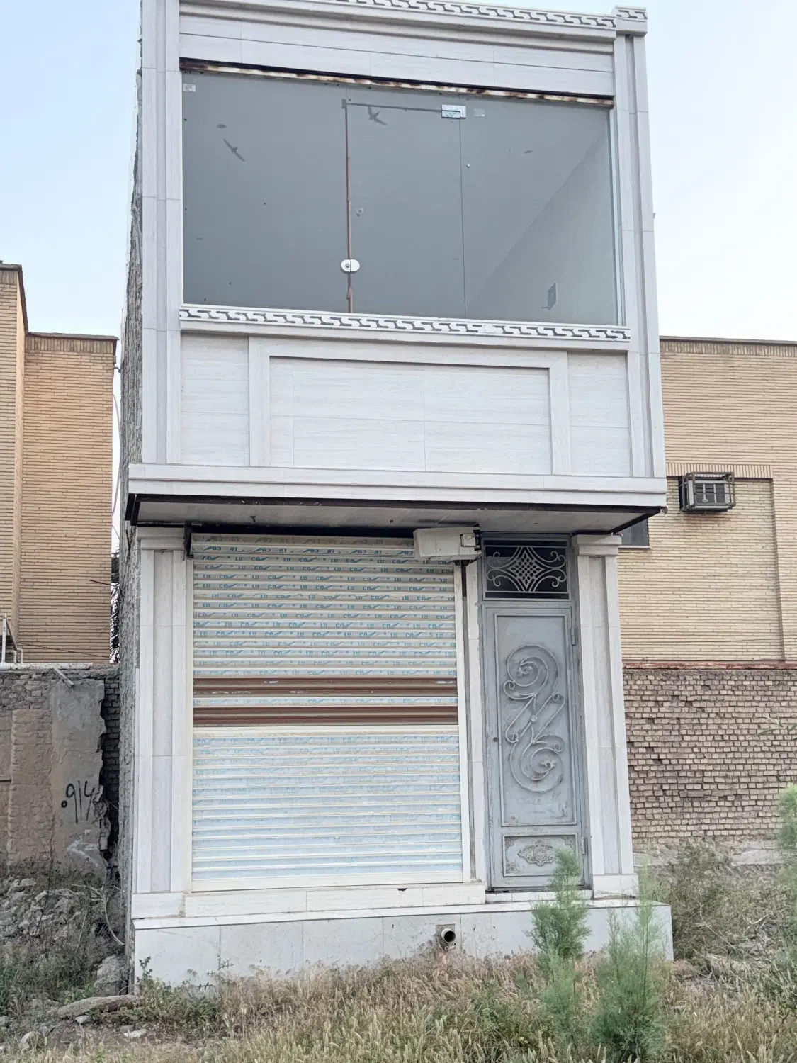 مغازه  جنب تامین اجتماعی