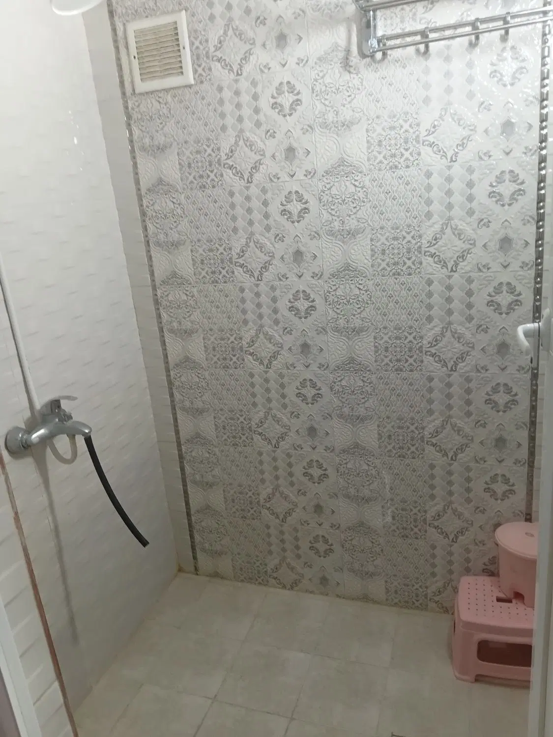 ویلایی ۱۲۰متری سند تکبرگ قنوات