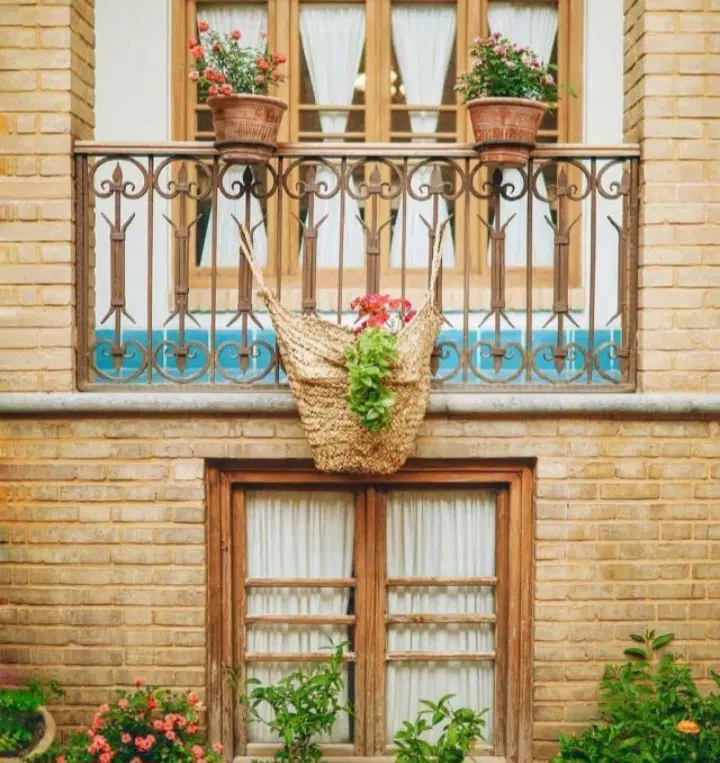 اجاره تک واحدی ۲۰۰ متر خ سلطانی