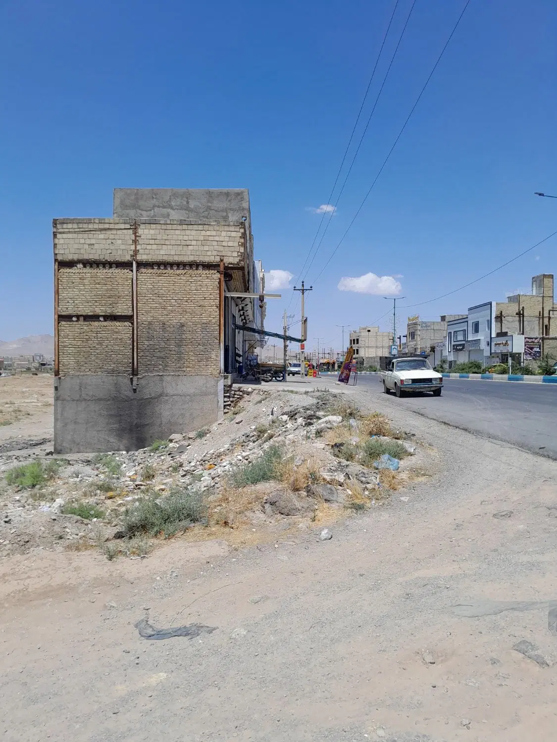 فروش زمین تجاری دونبش بلوار شهدا