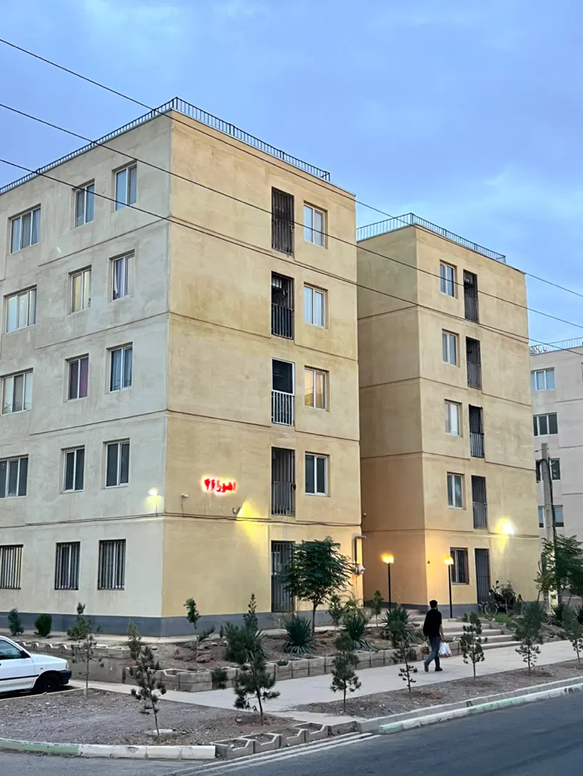 ۷۲ متری کیسون بلوک اهورا
