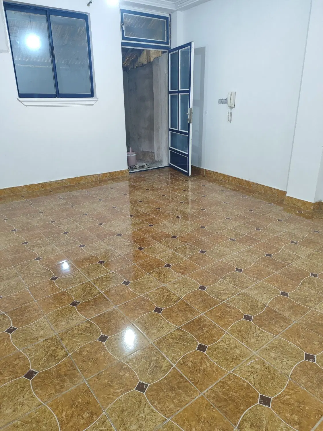 فروش منزل مسکونی 80 متری طبقه اول از دوم