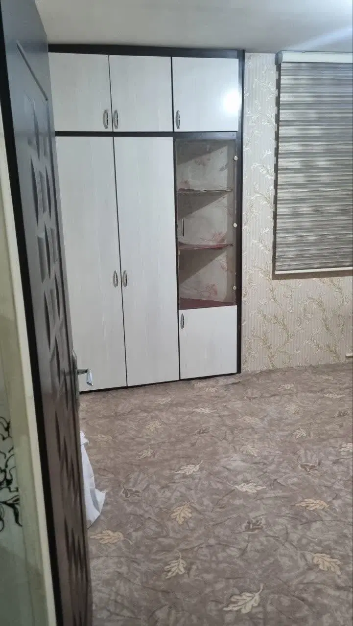 ۸۰متر حاشیه ادیب پارکینگ اختصاصی رهن کامل