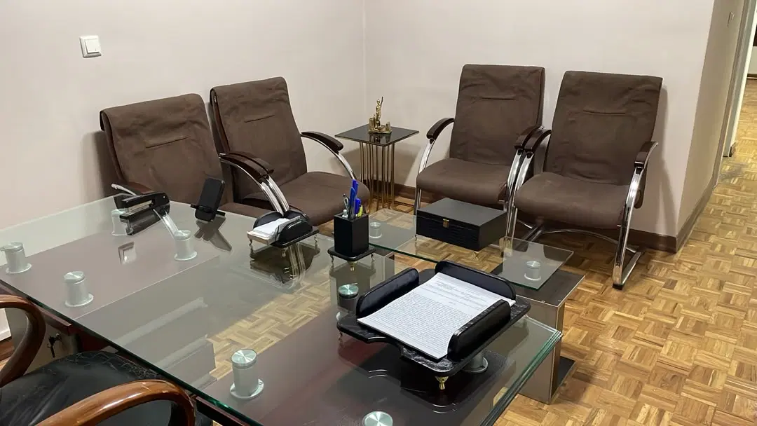 اجاره یک اتاق از دفتر وکالت در خیابان وزرا