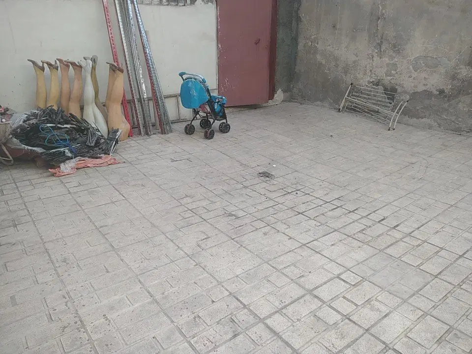 ملک ۳طبقه دربست