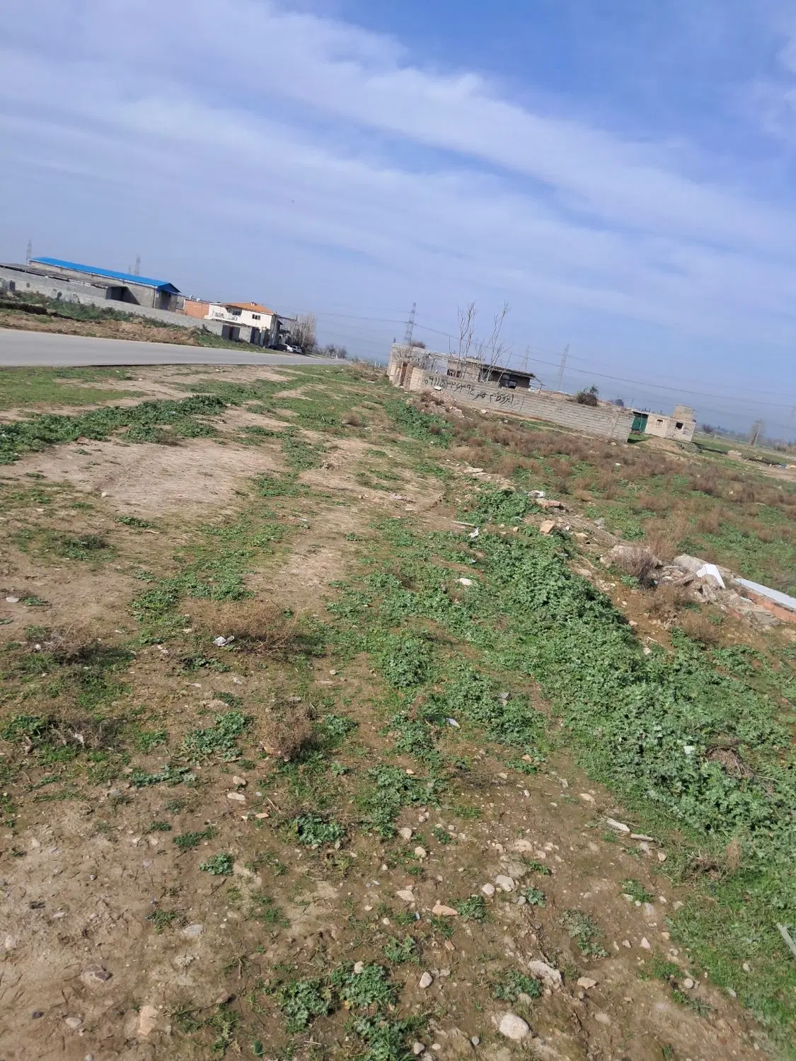 زمین فروشی
