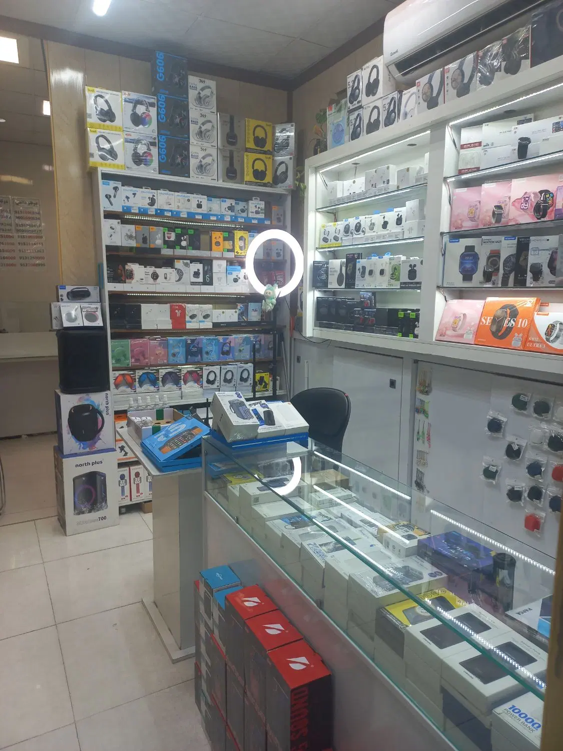 اجاره غرفه دربهترین بازارموبایل مشهد