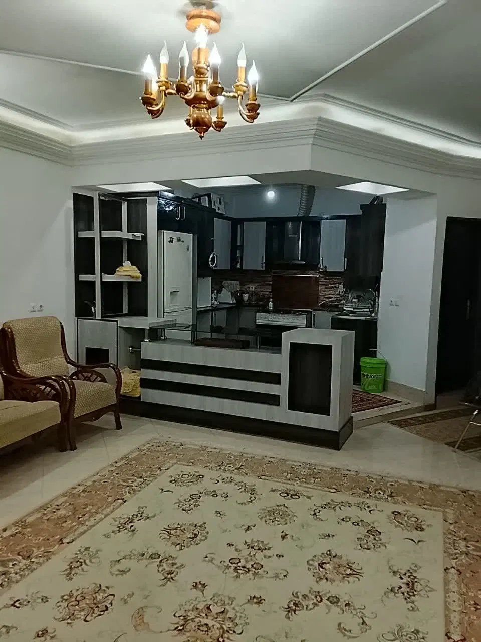 آپارتمان ۸۵ متری فول امکانات