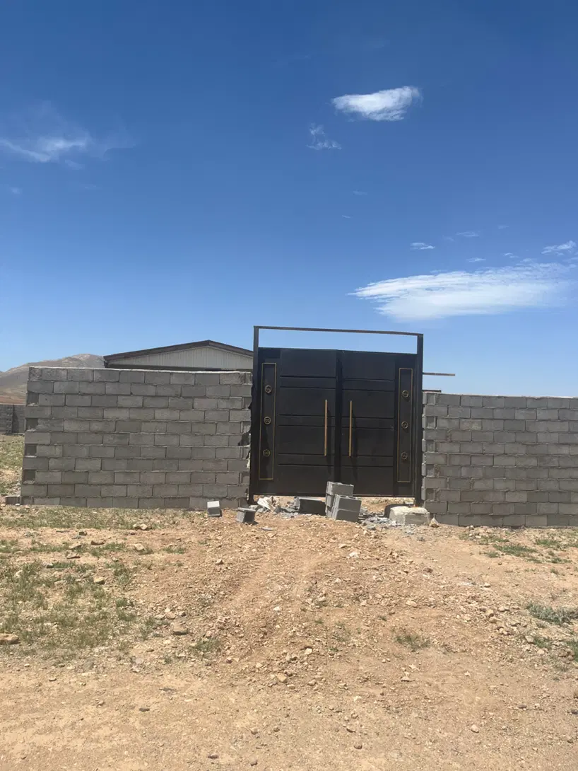 ویلایی نیمه کاره داخل طرح روستای ورده