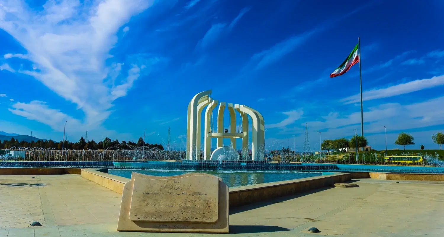 پلاک جنوبی ۱۰۰۰ متری غربی مخابرات