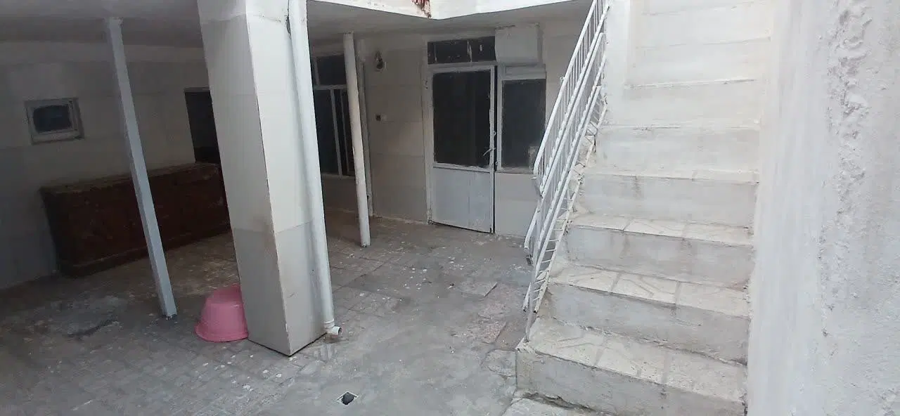 دوطبقه دربست