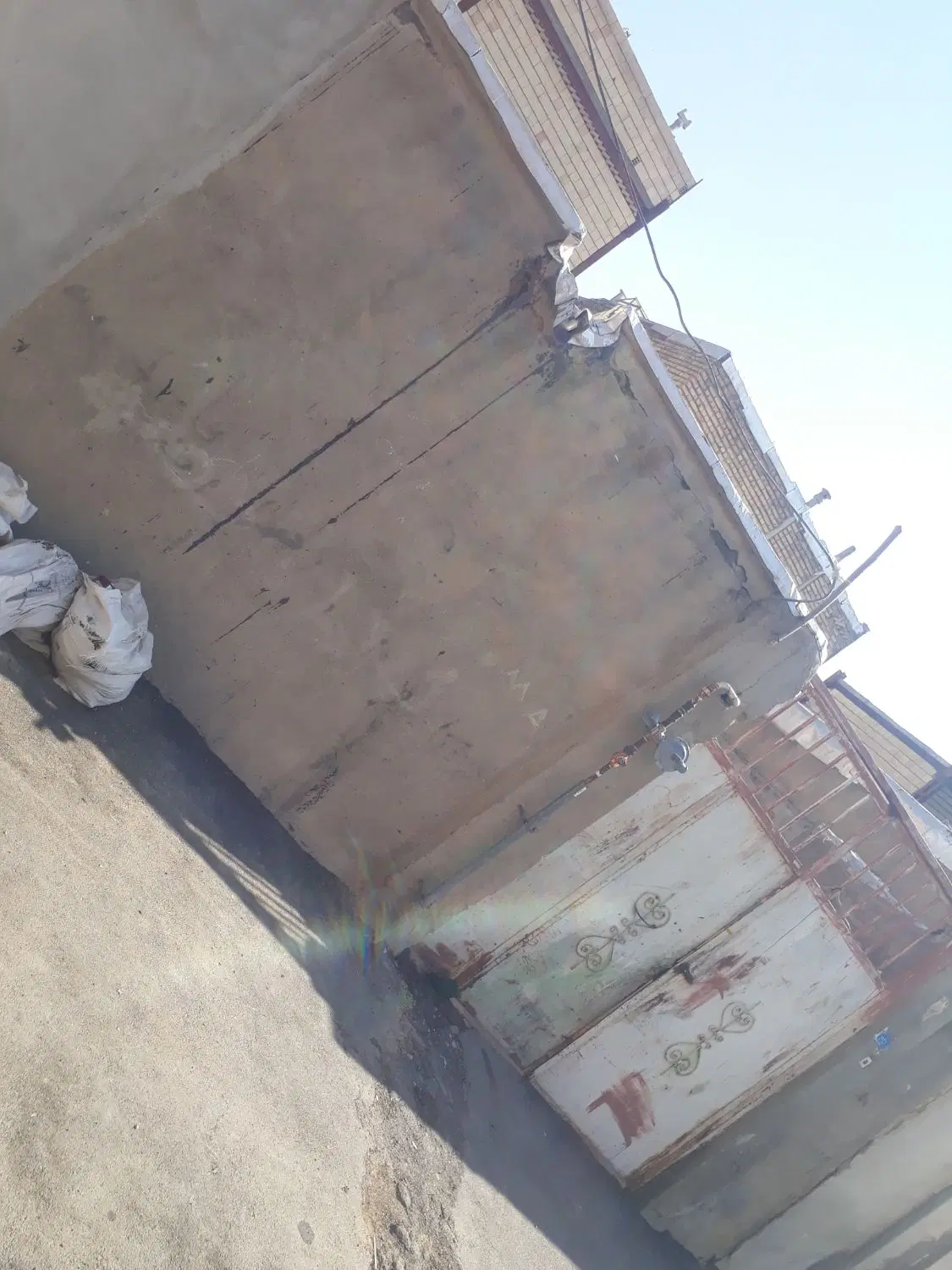 فروش خانه ۶دانگ.محله بهار پشته سنگکی کاظمی