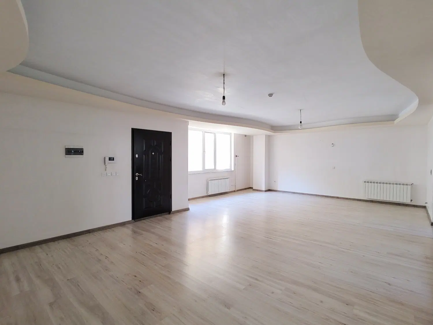 اجاره آپارتمان ۱۲۰ شیک تمیز چهاراه ابوریحان منظریه