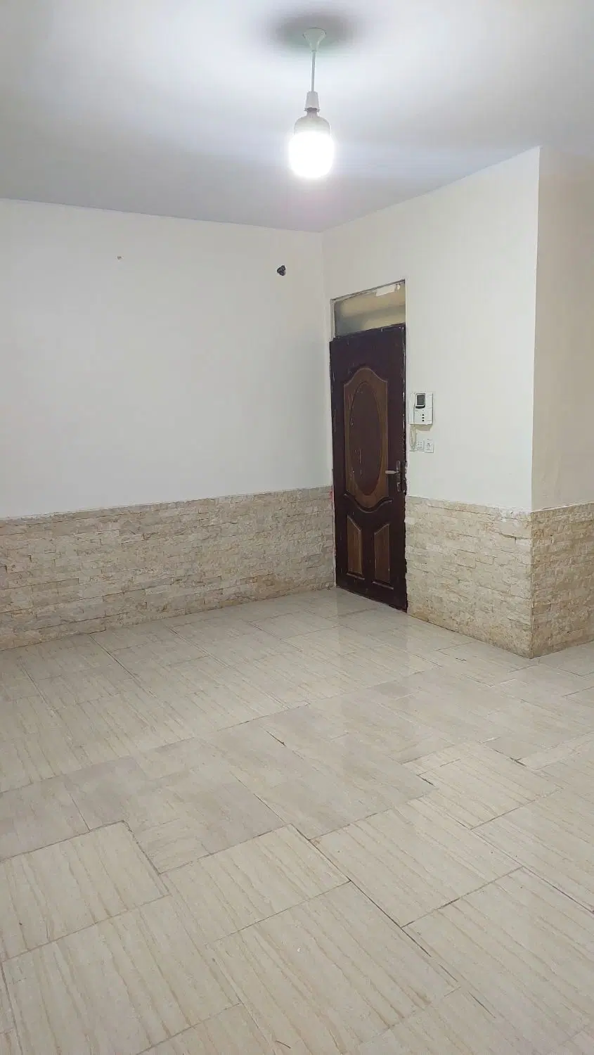 ۷۸متر_دوخواب_همکف_ سراسیاب خیابان مصیب زاده
