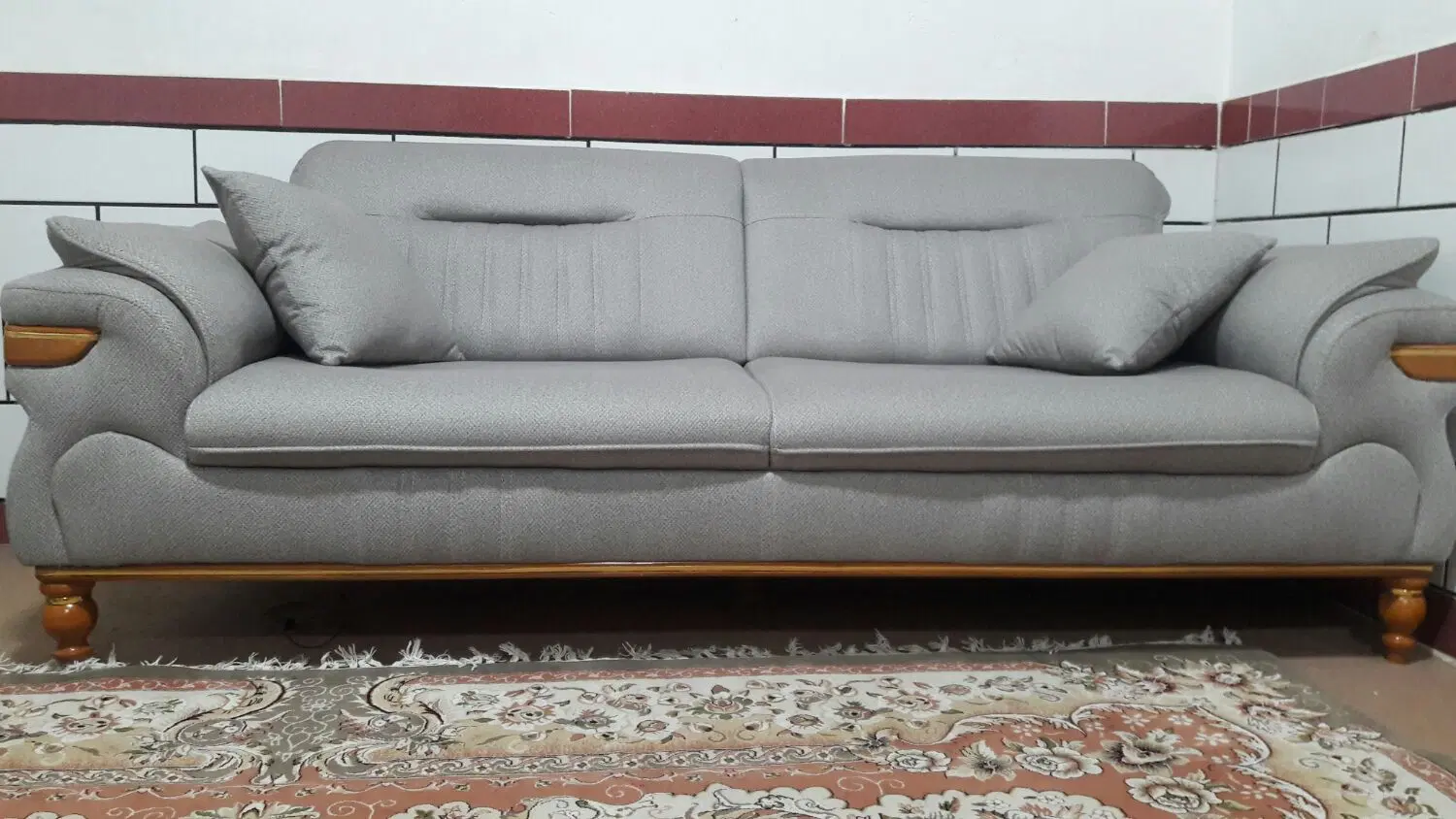 ساختمان تجاری مسکونی