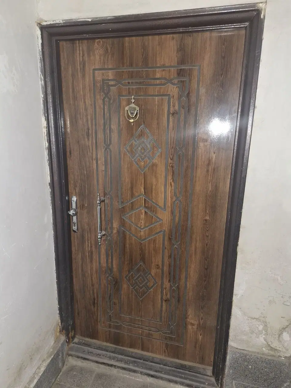 آپارتمان ۵۵ متر همکف دو ممر و نورگیر عالی