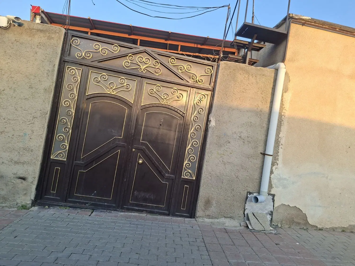 منزل مسکونی وتجاری درروستای گردشگری انداب (فندقلو)