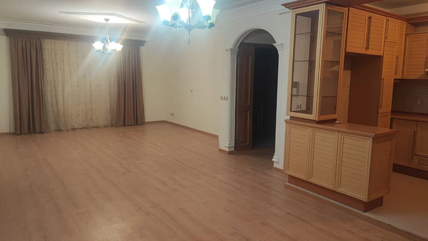فروش آپارتمان در شهرک آزادی