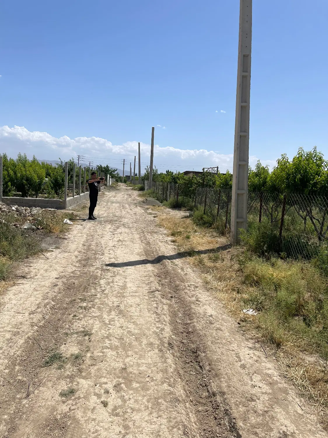 باغ ۸۰۰متری مناسب سرمایه گزاری هشتگرد